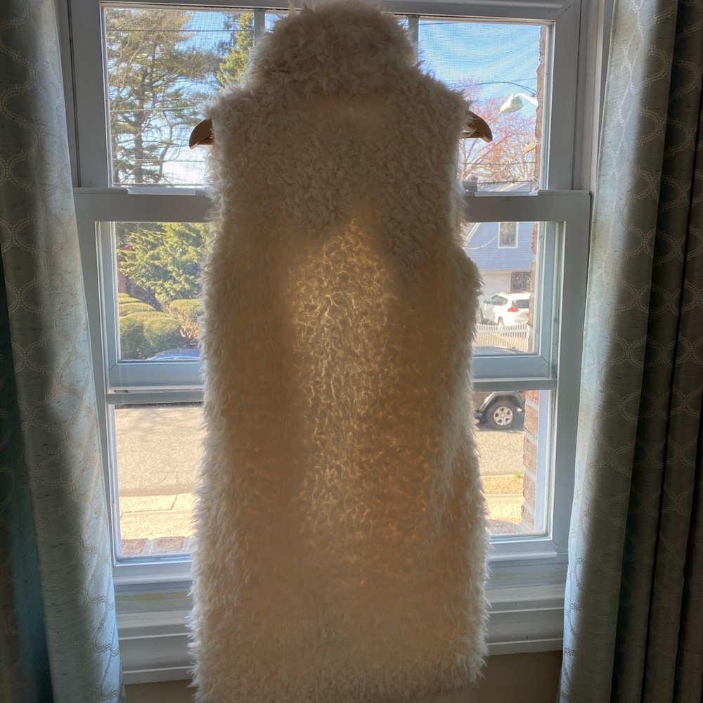 Long off white/ cream vest - Picture 2 of 4